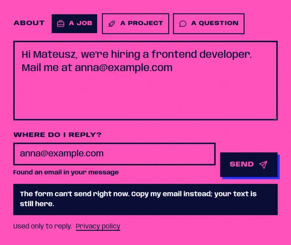 The form after a failed send: a dark box under the reply field says the form can't send right now, and the message is still there